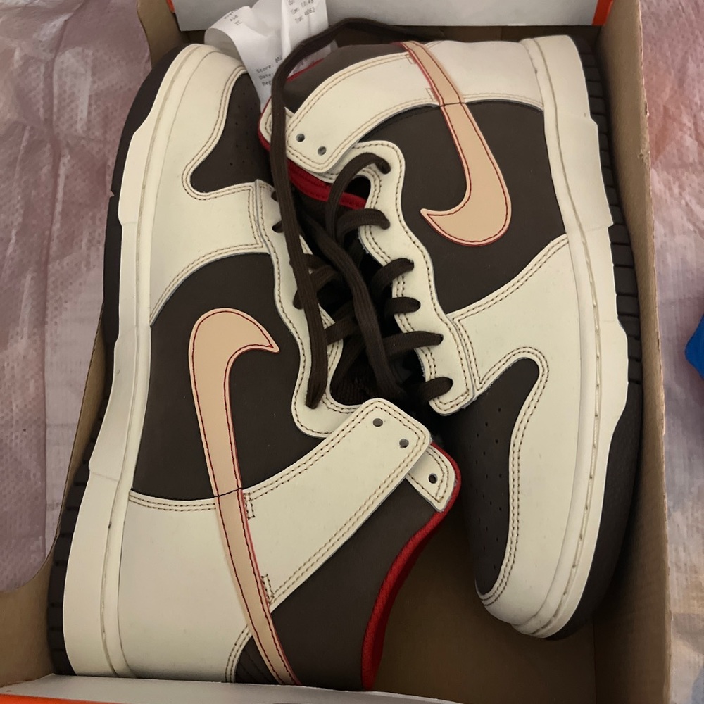 Nike Dunk High Premium SE “Barque Brown”